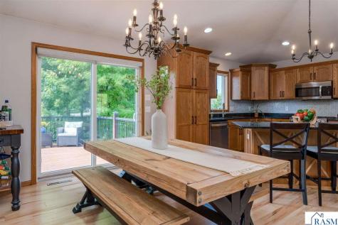 221 Pebble Creek Drive Mankato MN 56001