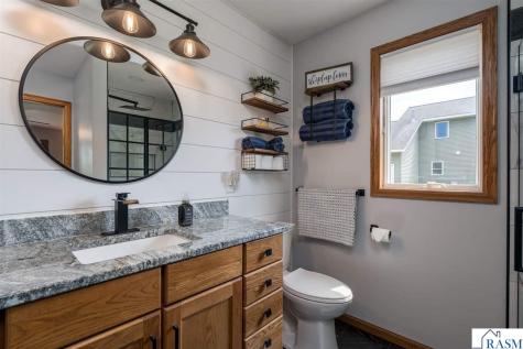 221 Pebble Creek Drive Mankato MN 56001