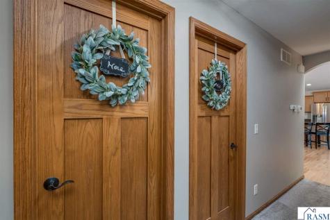 221 Pebble Creek Drive Mankato MN 56001