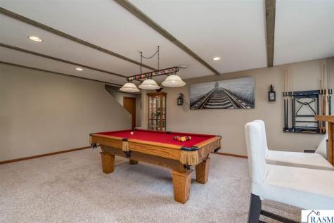 221 Pebble Creek Drive Mankato MN 56001