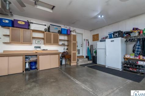 221 Pebble Creek Drive Mankato MN 56001