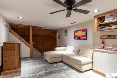 428 2nd Avenue Pemberton MN 56078