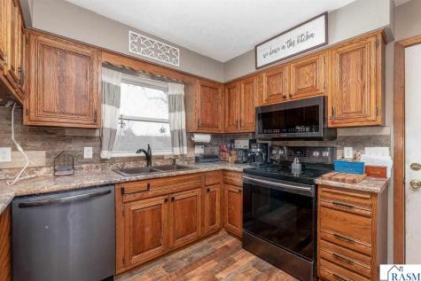 428 2nd Avenue Pemberton MN 56078