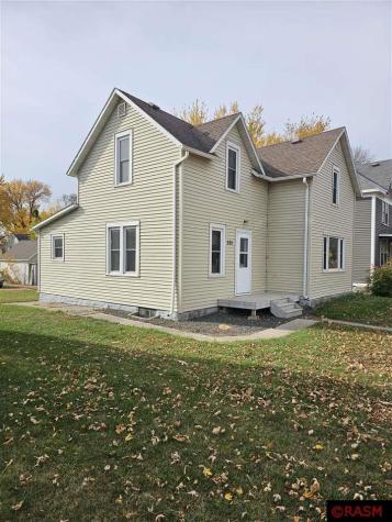 521 E Main Street Sleepy Eye MN 56085