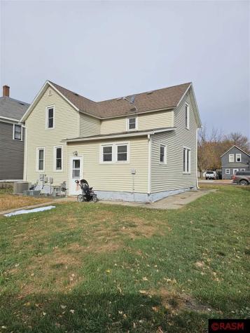 521 E Main Street Sleepy Eye MN 56085