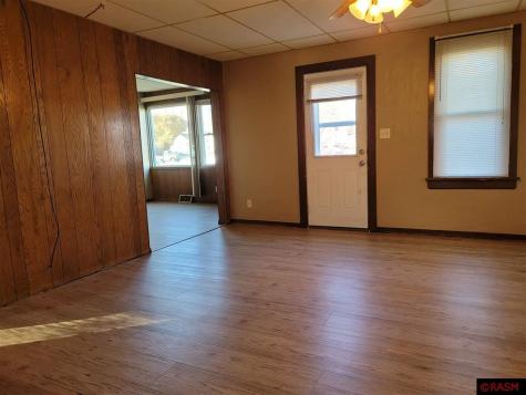 521 E Main Street Sleepy Eye MN 56085
