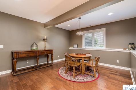 233 Woodhill Court Mankato MN 56001