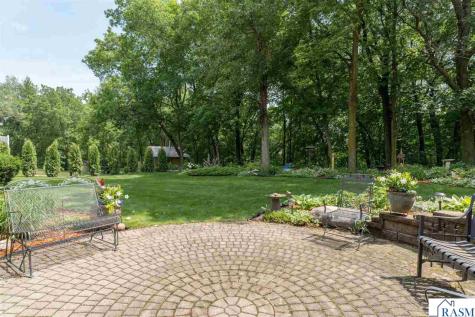 233 Woodhill Court Mankato MN 56001