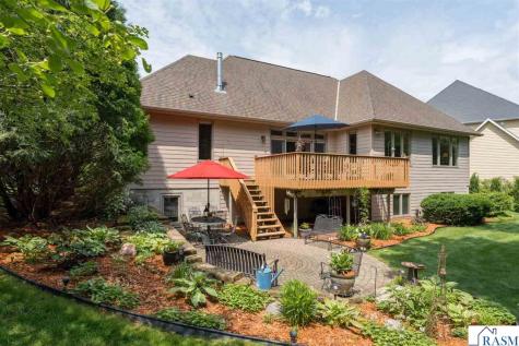 233 Woodhill Court Mankato MN 56001