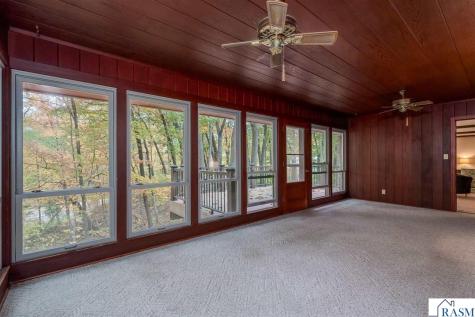 112 W Glencrest Drive Mankato MN 56001