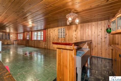 112 W Glencrest Drive Mankato MN 56001