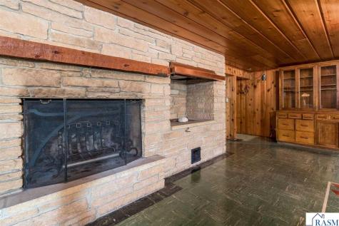 112 W Glencrest Drive Mankato MN 56001