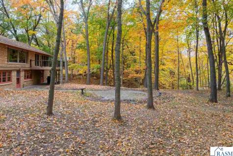 112 W Glencrest Drive Mankato MN 56001