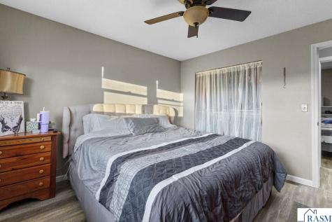 2059 Roe Crest Drive North Mankato MN 56003