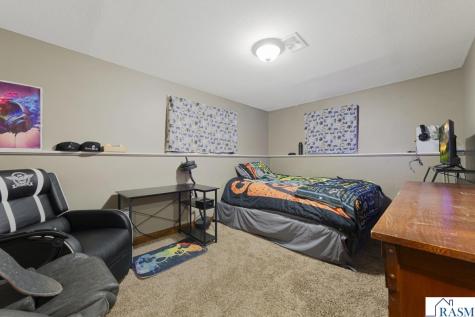 2059 Roe Crest Drive North Mankato MN 56003