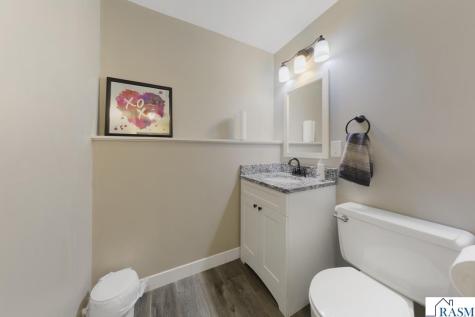 2059 Roe Crest Drive North Mankato MN 56003