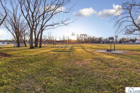 2059 Roe Crest Drive North Mankato MN 56003