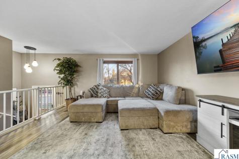 2059 Roe Crest Drive North Mankato MN 56003