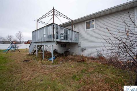 1006 Wettergren Street St. Peter MN 56082