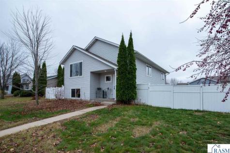1006 Wettergren Street St. Peter MN 56082