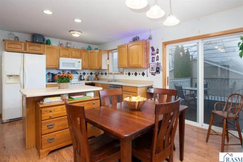 1006 Wettergren Street St. Peter MN 56082