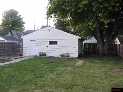 518 Nicollet Avenue North Mankato MN 56003