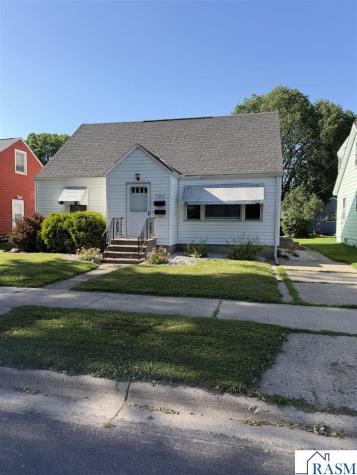 726 South Avenue North Mankato MN 56003