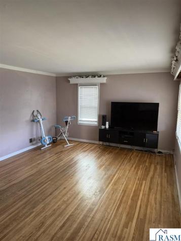 726 South Avenue North Mankato MN 56003