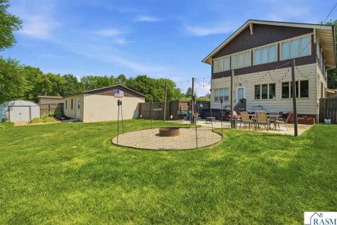 137 NW 1st Avenue Winnebago MN 56098