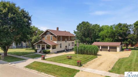 137 NW 1st Avenue Winnebago MN 56098
