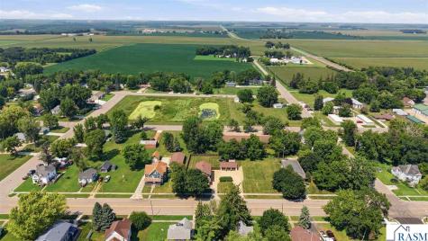 137 NW 1st Avenue Winnebago MN 56098