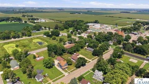 137 NW 1st Avenue Winnebago MN 56098