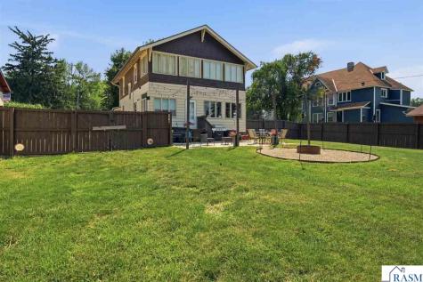 137 NW 1st Avenue Winnebago MN 56098