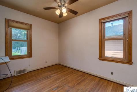 703 Warren Street Mankato MN 56001