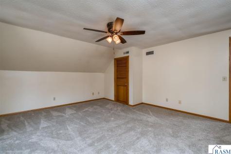 703 Warren Street Mankato MN 56001