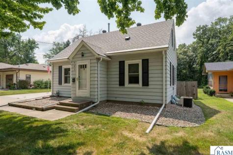 703 Warren Street Mankato MN 56001