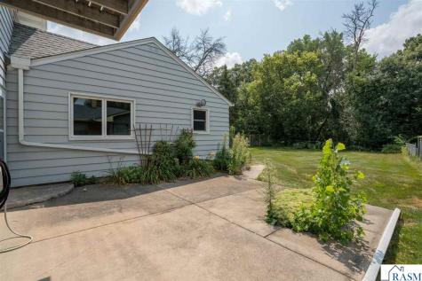 703 Warren Street Mankato MN 56001