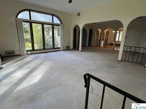 1024 NW 329th Avenue Cambridge MN 55008
