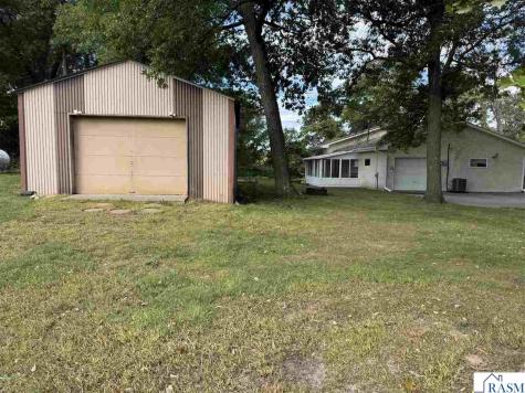 1024 NW 329th Avenue Cambridge MN 55008