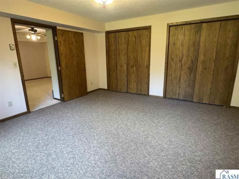 1024 NW 329th Avenue Cambridge MN 55008