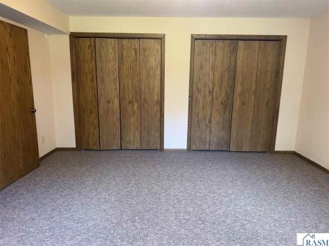 1024 NW 329th Avenue Cambridge MN 55008