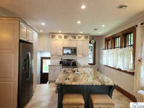 622 Nicollet Avenue North Mankato MN 56003