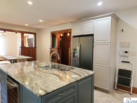 622 Nicollet Avenue North Mankato MN 56003