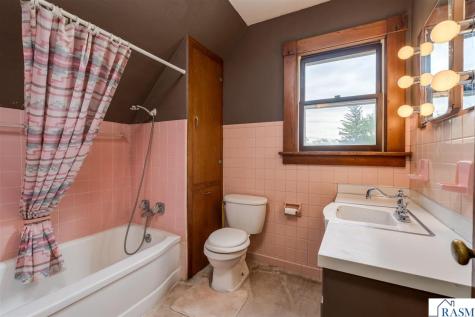 303 Broadway Street Hanska MN 56041