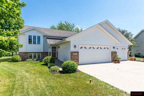 545 Grayhawk Drive Mankato MN 56001