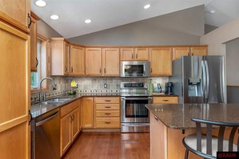 545 Grayhawk Drive Mankato MN 56001