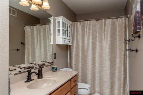 545 Grayhawk Drive Mankato MN 56001