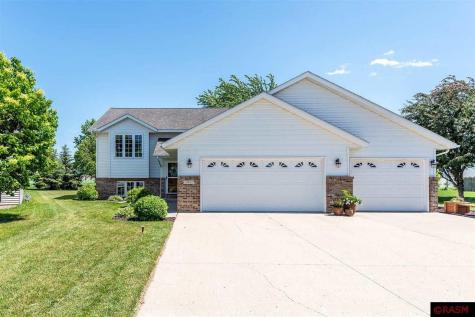 545 Grayhawk Drive Mankato MN 56001