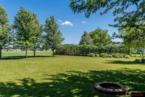 545 Grayhawk Drive Mankato MN 56001
