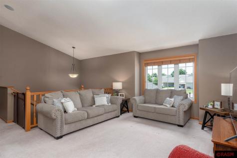 545 Grayhawk Drive Mankato MN 56001
